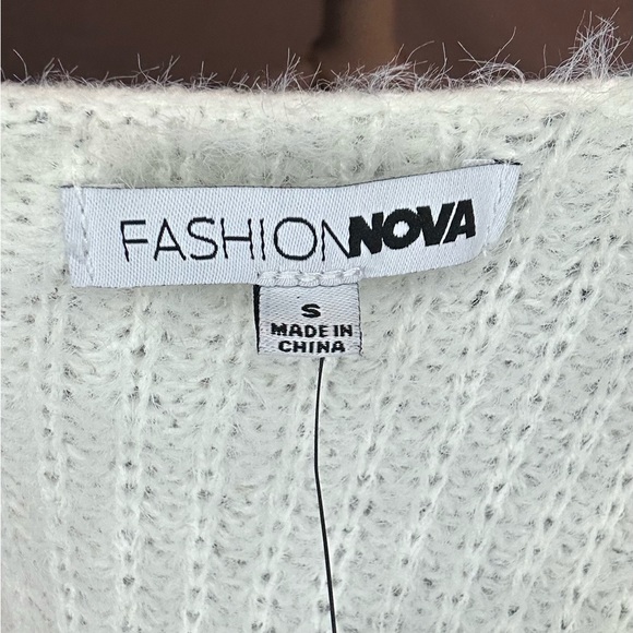 Sweater - Picture 6 of 6